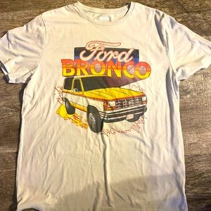 Ford Bronco shirt/ Basic T